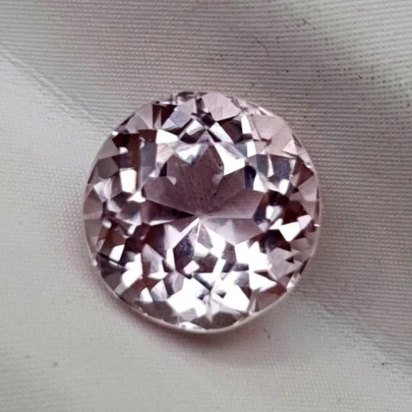 1.10 Ct Pink Tourmaline Round Faceted Gemstone - Picture 1 of 17